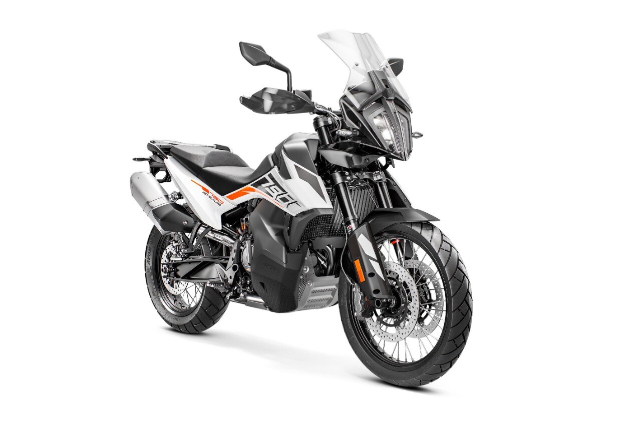 KTM 790 Adventure & 790 Adventure R dai concessionari